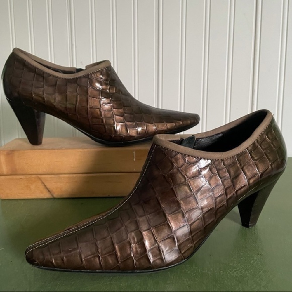Aquatalia W'Proof Ankle Boots in Croc Effect Leather w Metallic Finish